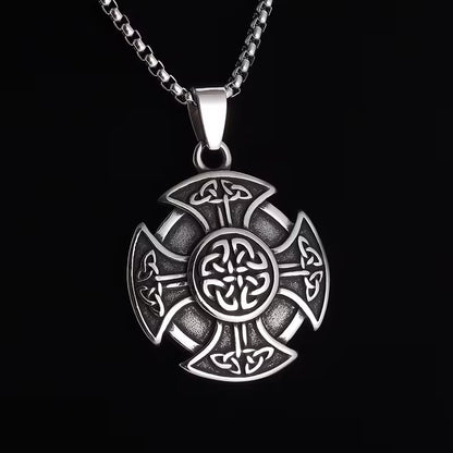 SKÖLDRO – Halsband med vikingakors och keltisk knut (unisex)